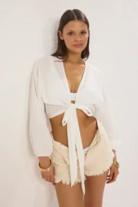TRENDYOLMİLLA Ecru Weaving Beach Crop Blouse - Image 2