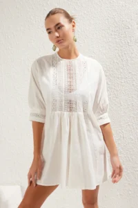 TRENDYOLMİLLA White Weaving Lace Beach Mini Dress - Image 2
