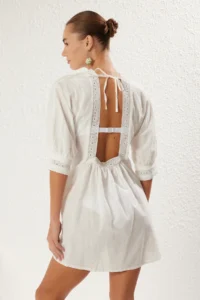 TRENDYOLMİLLA White Weaving Lace Beach Mini Dress - Image 5