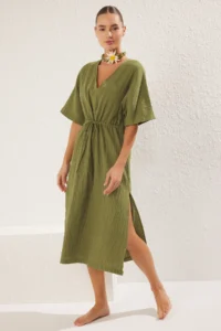 TRENDYOLMİLLA Khaki Weaving slit Beach Midi Dress - Image 3