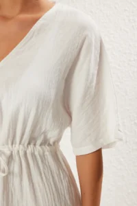 TRENDYOLMİLLA White Weaving slit Beach Midi Dress - Image 5
