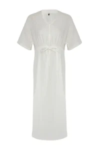 TRENDYOLMİLLA White Weaving slit Beach Midi Dress - Image 7