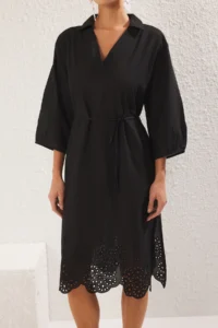 TRENDYOLMİLLA beachwear Black Weaving Embroidered Midi Dress - Image 3