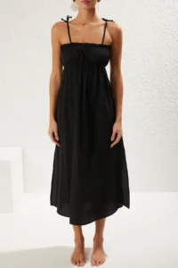 TRENDYOLMİLLA Black Weaving Shirred Maxi Beach Dress - Image 3