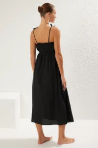 TRENDYOLMİLLA Black Weaving Shirred Maxi Beach Dress - Image 5