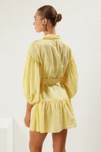TRENDYOLMİLLA Yellow Weaving Belted 100% Cotton Beach Mini Dress - Image 5