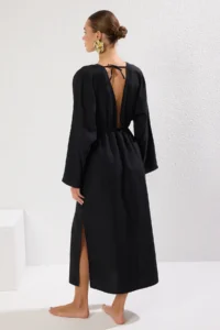 TRENDYOLMİLLA Black Weaving slit Maxi Beach Dress - Image 5
