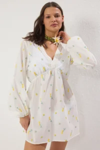 TRENDYOLMİLLA flower patterned Weaving Beach Mini Dress - Image 2