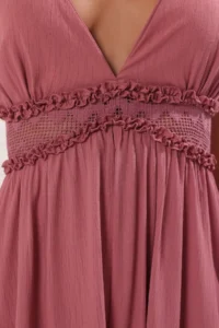 TRENDYOLMİLLA Dusty Rose Weaving Lace Maxi Beach Dress - Image 3