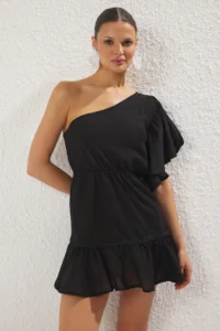 TRENDYOLMİLLA Black Weaving with flywheel 100% Cotton One Shoulder Beach Mini Dress - Image 2