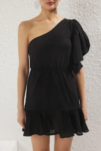 TRENDYOLMİLLA Black Weaving with flywheel 100% Cotton One Shoulder Beach Mini Dress - Image 3