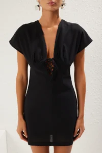 TRENDYOLMİLLA Black Weaving Binding Detailed Beach Mini Dress - Image 3