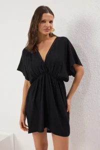 TRENDYOLMİLLA Black Weaving Low-cut back Beach Mini Dress