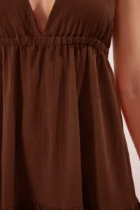 TRENDYOLMİLLA Brown Knitting Maxi Beach Dress - Image 3