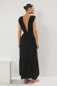 TRENDYOLMİLLA Black Weaving Low-cut back 100% Cotton Maxi Beach Dress - Image 4