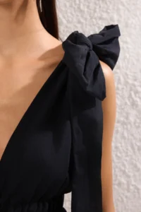 TRENDYOLMİLLA Black Weaving Binding Detailed 100% Cotton Beach Mini Dress - Image 3