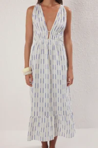 TRENDYOLMİLLA Mavi Striped Weaving Shirred Maxi Beach Dress - Image 3