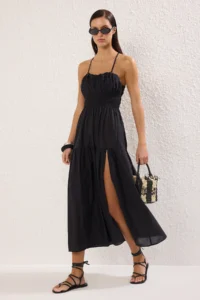TRENDYOLMİLLA Black Weaving Low-cut back 100% Cotton Maxi Beach Dress