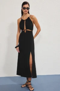 TRENDYOLMİLLA Black Weaving Cut Out Maxi Beach Dress