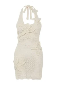 TRENDYOLMİLLA Ecru Knitwear Floral Appliqued Beach Mini Dress - Image 6