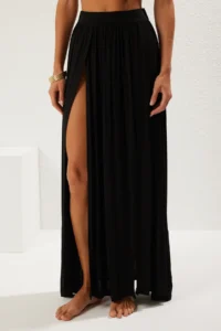 TRENDYOLMİLLA Black Knitting slit Maxi Beach Skirt - Image 3