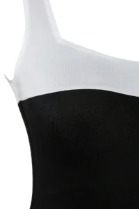 TRENDYOLMİLLA Black Color Bloklu Square Neck Covered Regular Swimsuit - Image 6
