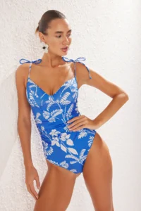 TRENDYOLMİLLA Floral Patterned Draped balconette Covered Regular Swimsuit