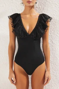 TRENDYOLMİLLA Black with flywheel V-neck Covered Regular Swimsuit - Image 3