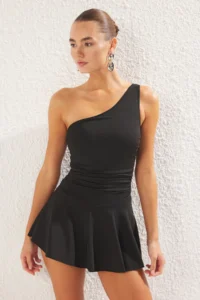 TRENDYOLMİLLA Black One Shoulder Covered Shorts Skirt Basic Swimsuit - Image 2