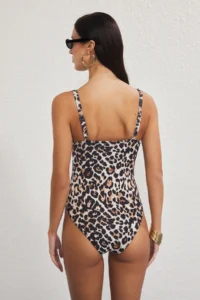TRENDYOLMİLLA Leopard Patterned Drapeli balconette Covered Regular Swimsuit - Image 4