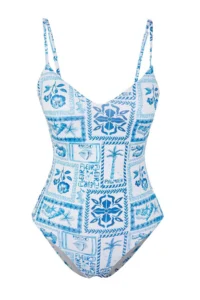 TRENDYOLMİLLA Tile Patterned V-neck Covered Regular Swimsuit - Image 5