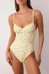 TRENDYOLMİLLA Floral Patterned Arched balconette Covered Regular Swimsuit - Image 3