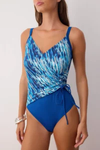 TRENDYOLMİLLA Striped Shirred Double breasted Yaka Covered Regular Swimsuit - Image 3