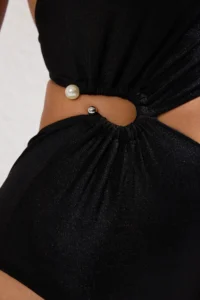 TRENDYOLMİLLA Black with accessories One Shoulder Covered Regular Mayokini - Image 3