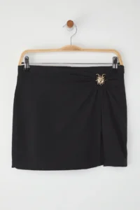 TRENDYOLMiLLA Black Weaving Accessory Detailed 100% Cotton Beach Mini High Waist Shorts & Bermuda - Image 6