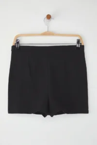 TRENDYOLMiLLA Black Weaving Accessory Detailed 100% Cotton Beach Mini High Waist Shorts & Bermuda - Image 8