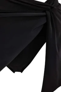 TRENDYOLMİLLA Black Regular Waist Slit Detailed Skirt Bikini Bottom - Image 6
