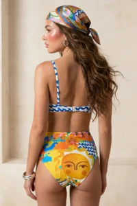 TRENDYOLMİLLA Tropical Patterned balconette Covered High Waist Regular Bikini Set - Image 3
