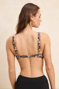 TRENDYOLMİLLA Leopard Patterned Triangle Covered Shirred Bikini Top - Image 4