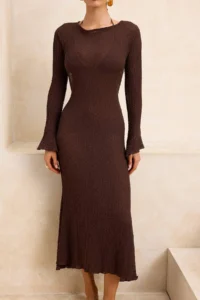 TRENDYOLMİLLA Brown Knitting Maxi Low-cut back Crepe Detailed Beach Dress - Image 3