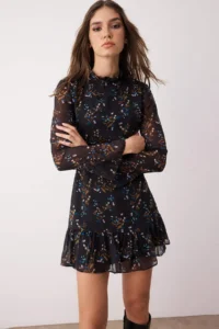 TRENDYOLMİLLA Black Dog collar Weaving Dress - Image 2