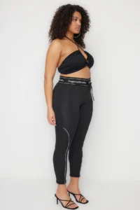 TRENDYOLMİLLA X Sagaza Studio Black Shaping Sports Leggings with Cord Piping Detail and Push Up Stitching - Image 9