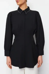 Trendyol Modest Black Waisted Pearl Detailed Weaving Shirt - Image 4