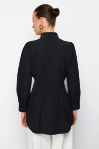 Trendyol Modest Black Waisted Pearl Detailed Weaving Shirt - Image 6