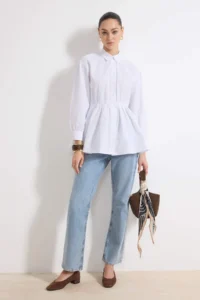 Trendyol Modest White Fitted Waist Tire Detailed Cotton Fitted Shirt - Image 2