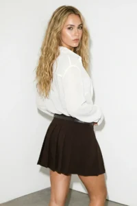 Drop by TrendyolMilla Brown Arched pleated Weaving Mini Shorts Skirt - Image 2