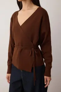 TRENDYOLMİLLA Brown Double breasted Yaka Knitwear Cardigan - Image 3