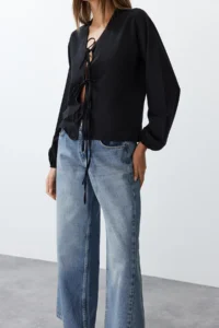 TRENDYOLMİLLA Black Front tied up Weaving Shirt - Image 4