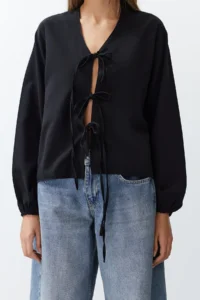 TRENDYOLMİLLA Black Front tied up Weaving Shirt - Image 5