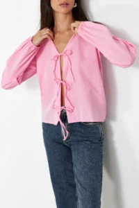 TRENDYOLMİLLA Light Pink Front tied up Weaving Shirt - Image 3